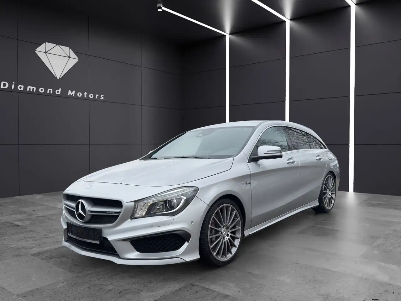 Mercedes-Benz CLA 45 AMG