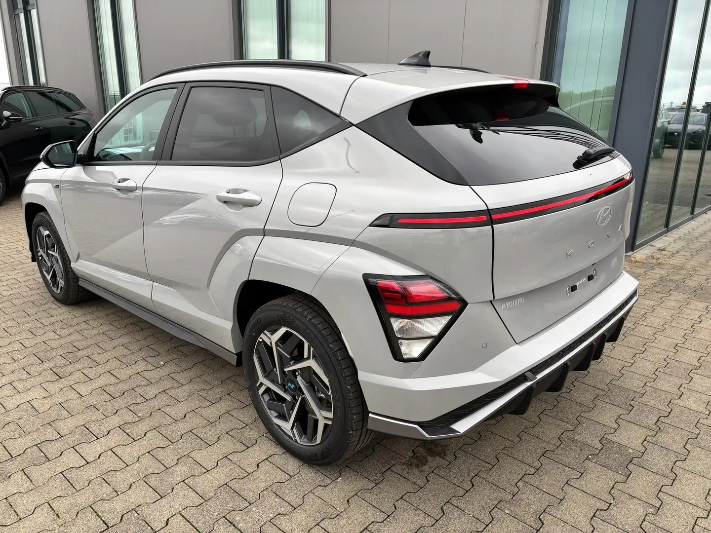 Hyundai KONA Comfort Club 1.6 T-GDI 150PS, 17" ALU, Lederlen... - 2