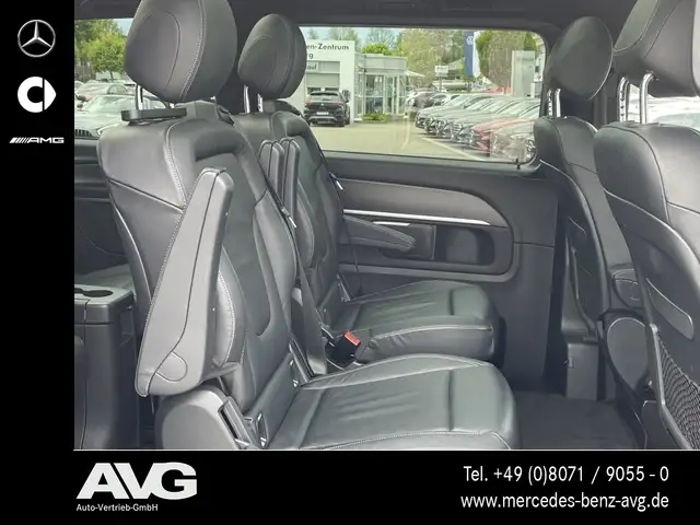 Mercedes-Benz V-Class view 8