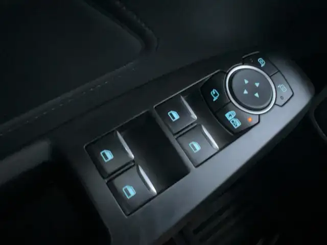 Ford Focus view 21