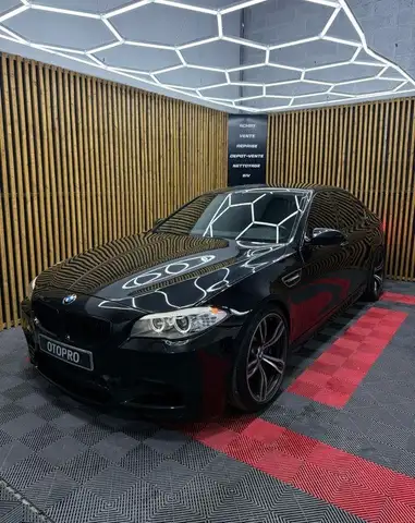 BMW M5 f10 v8 4.4l