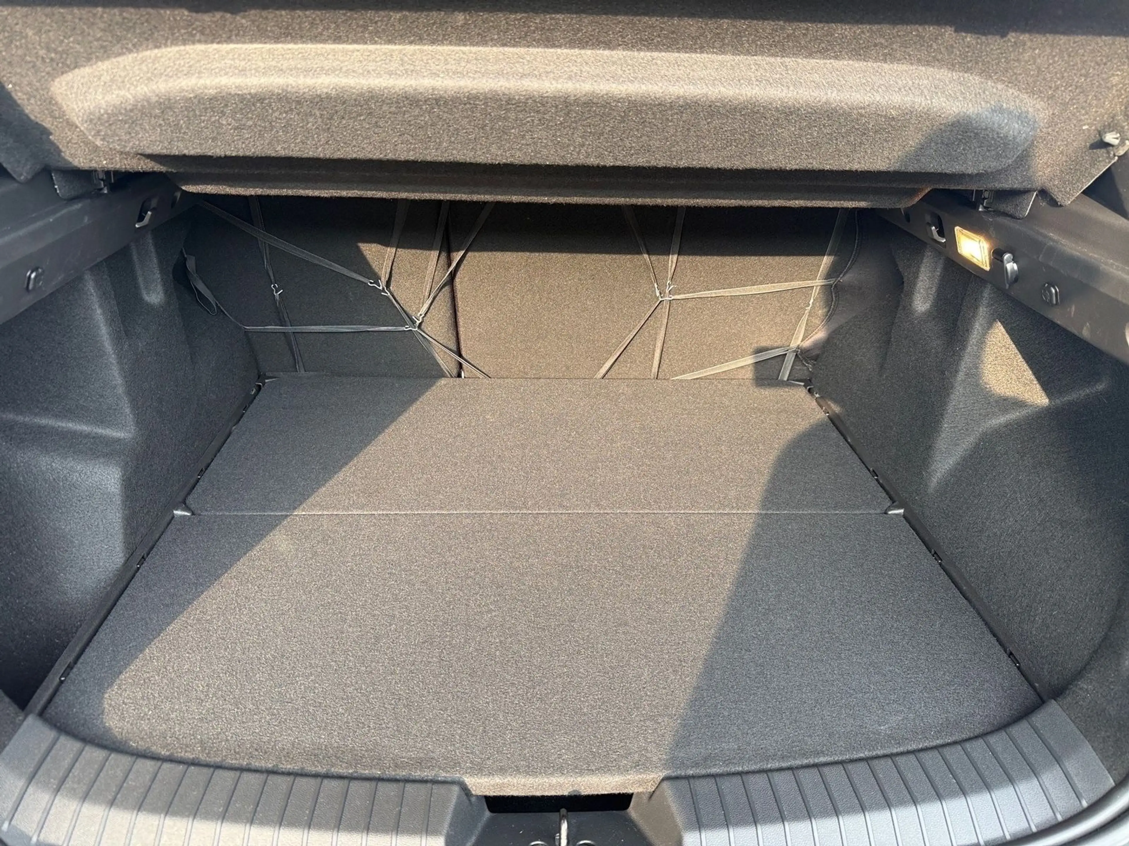 Dacia Duster III TCe 130*KameraMView*Sitzhzg*Klimaaut* — photo 12