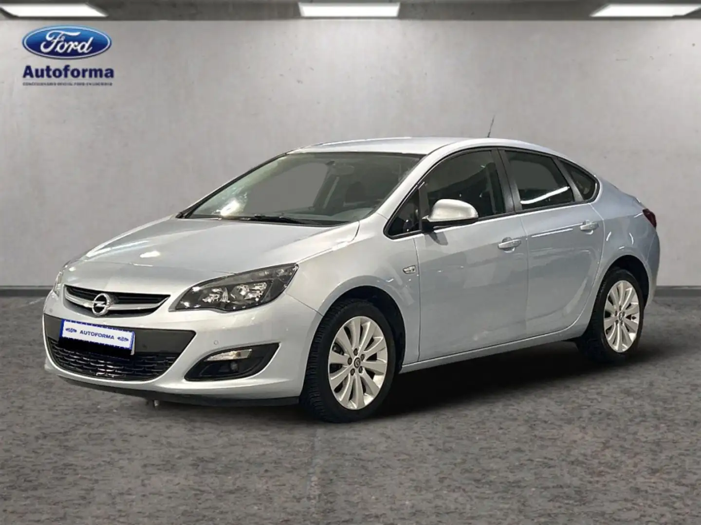 Opel Astra 1.4 TURBO ELEGANCE 4P Gris - 1