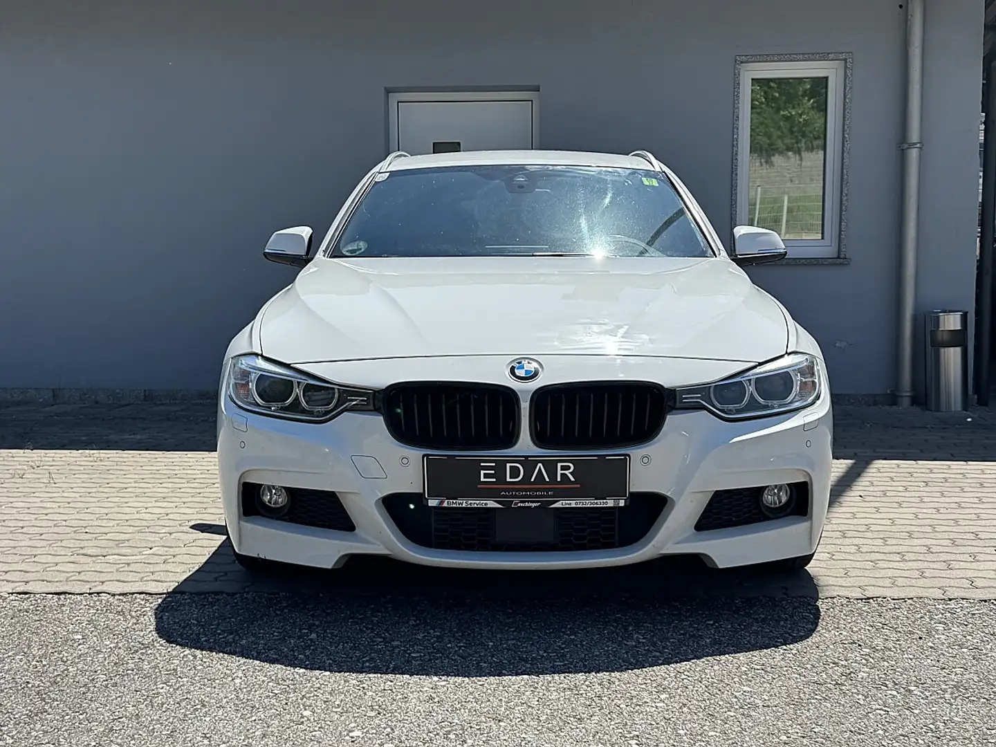 BMW 320 d *M paket*Spurrhalteassist.*Totwinkel*Head Up*... Weiß - 1