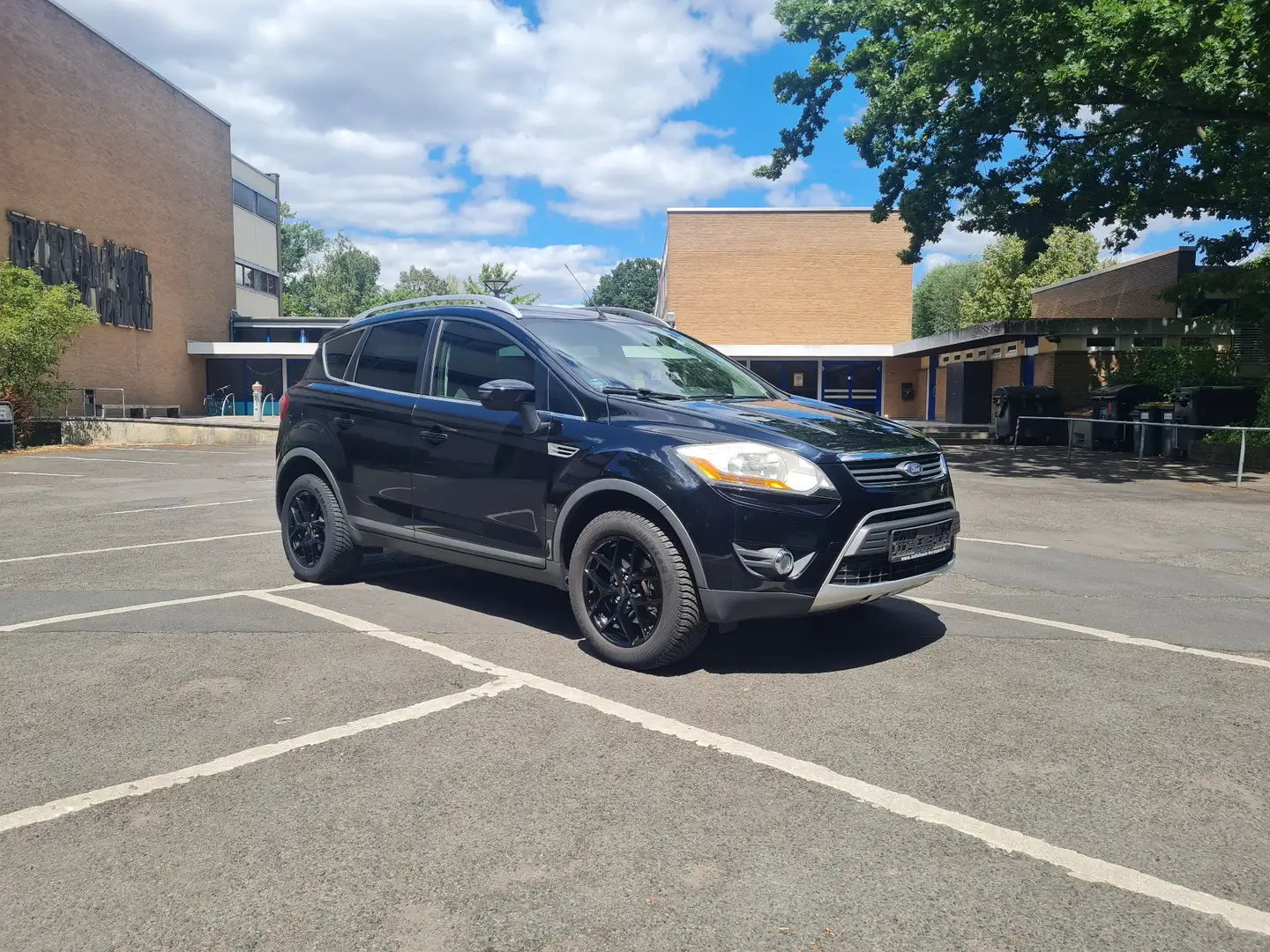 Ford Kuga 2.0 TDCi 2x4 Titanium - 1