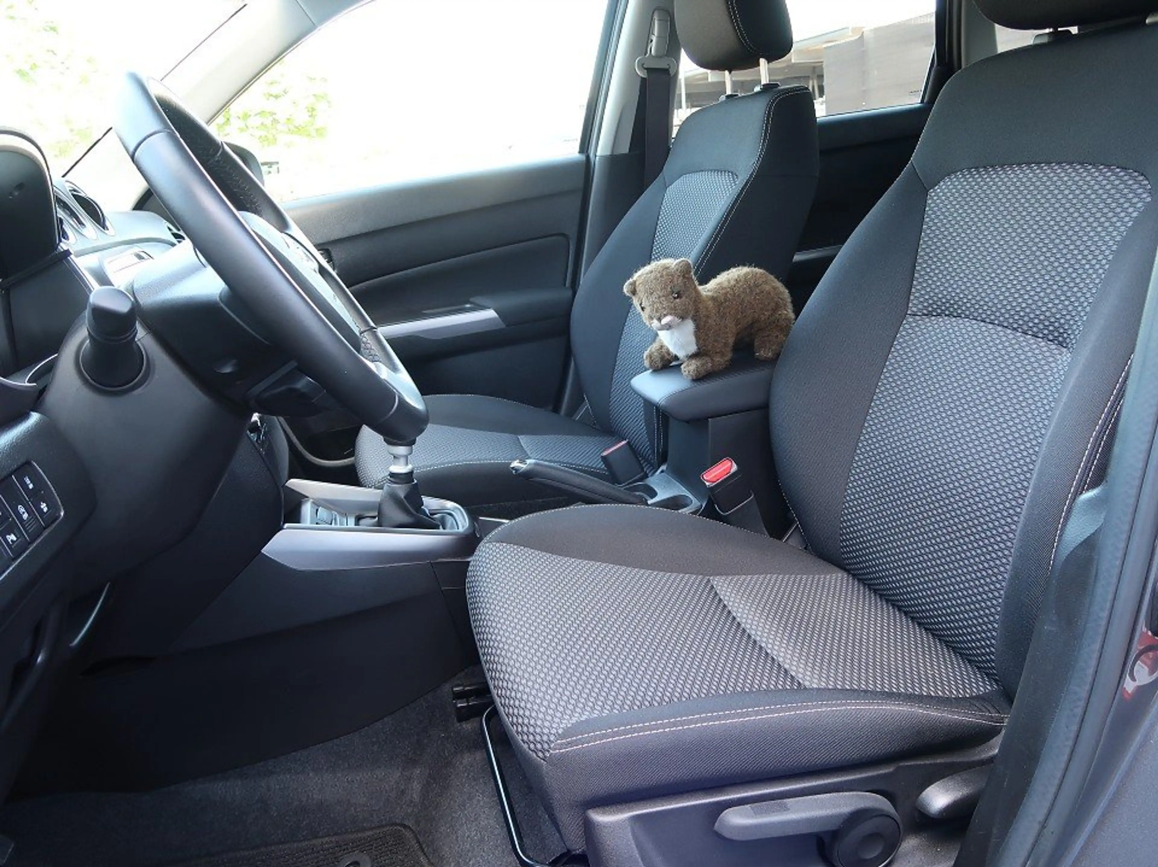 Suzuki Vitara *Allwetter*perfekter Zustand* 1.4 Mild-Hybrid Comf — photo 26
