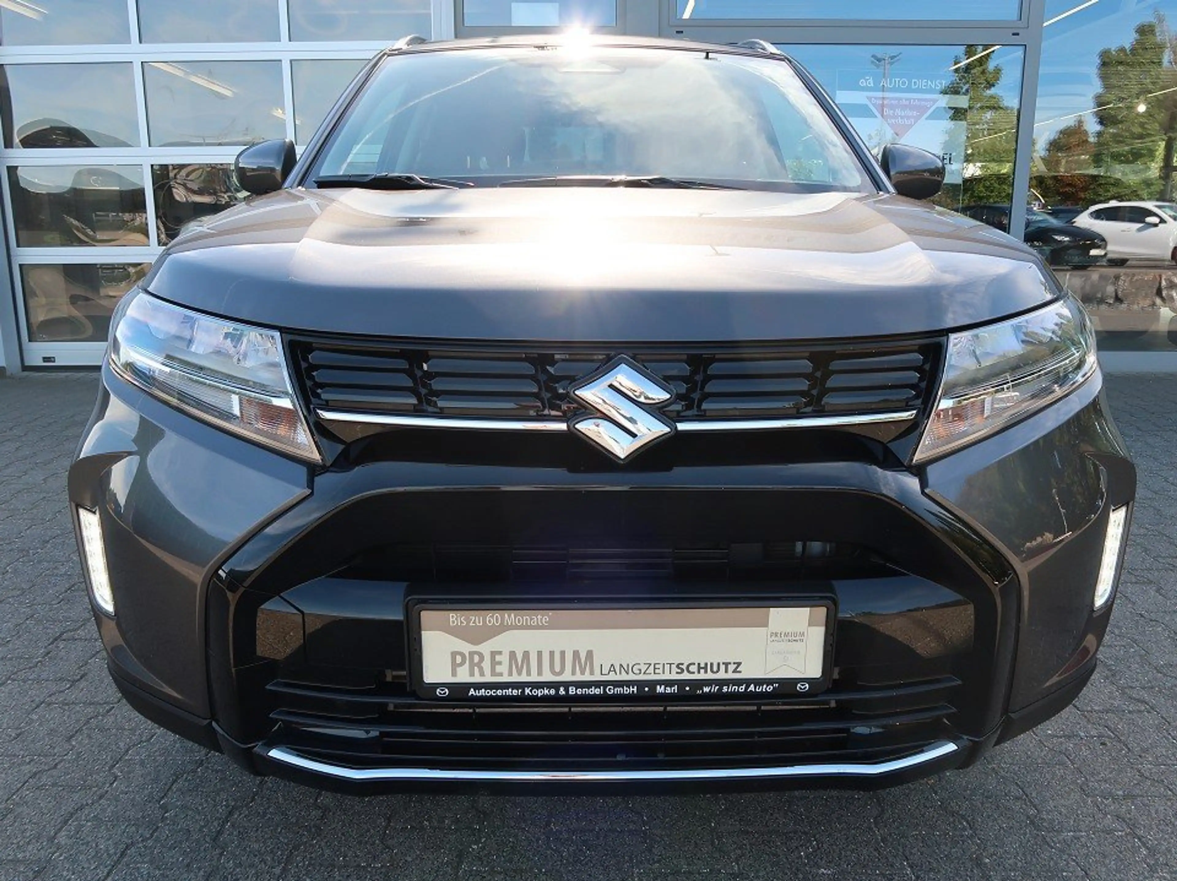 Suzuki Vitara *Allwetter*perfekter Zustand* 1.4 Mild-Hybrid Comf — photo 5