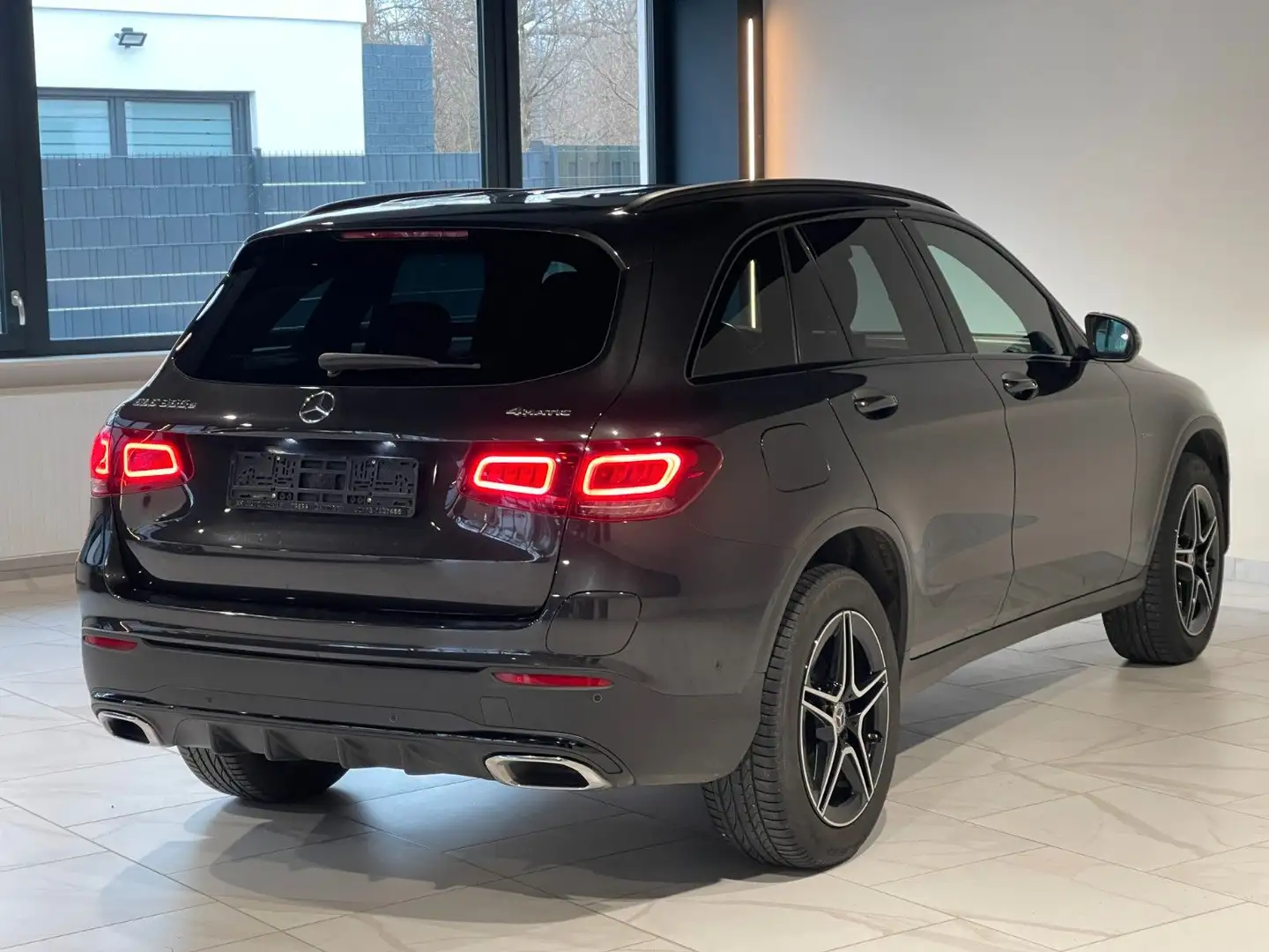 Mercedes-Benz GLC 300 e 4Matic|AMGNight-Paket|MBUX|LED|Standhzg Grigio - 2