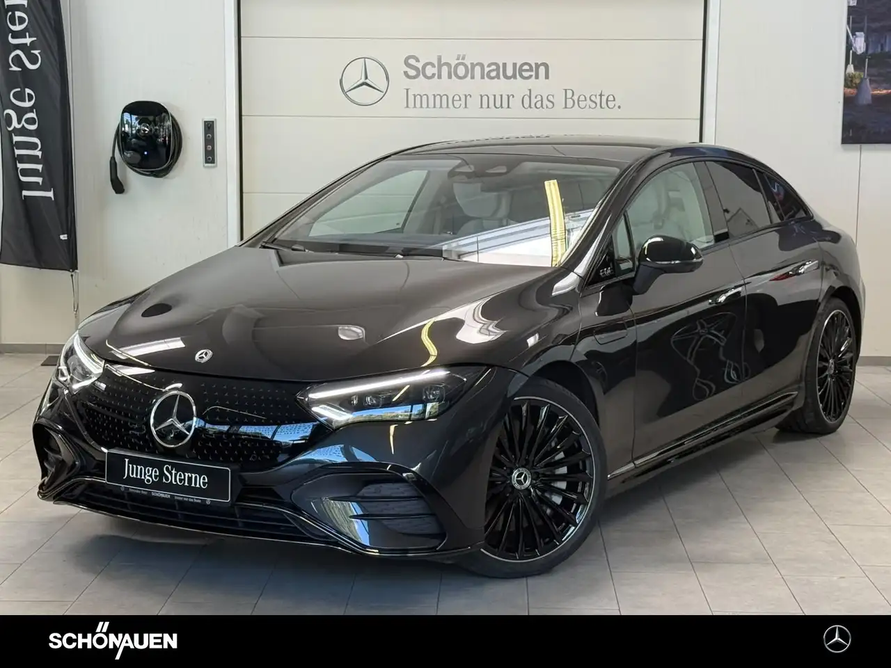 Mercedes-Benz EQE + AMG AIRMATIC+PANO+BURM+AHK+DISTR+NIGHT