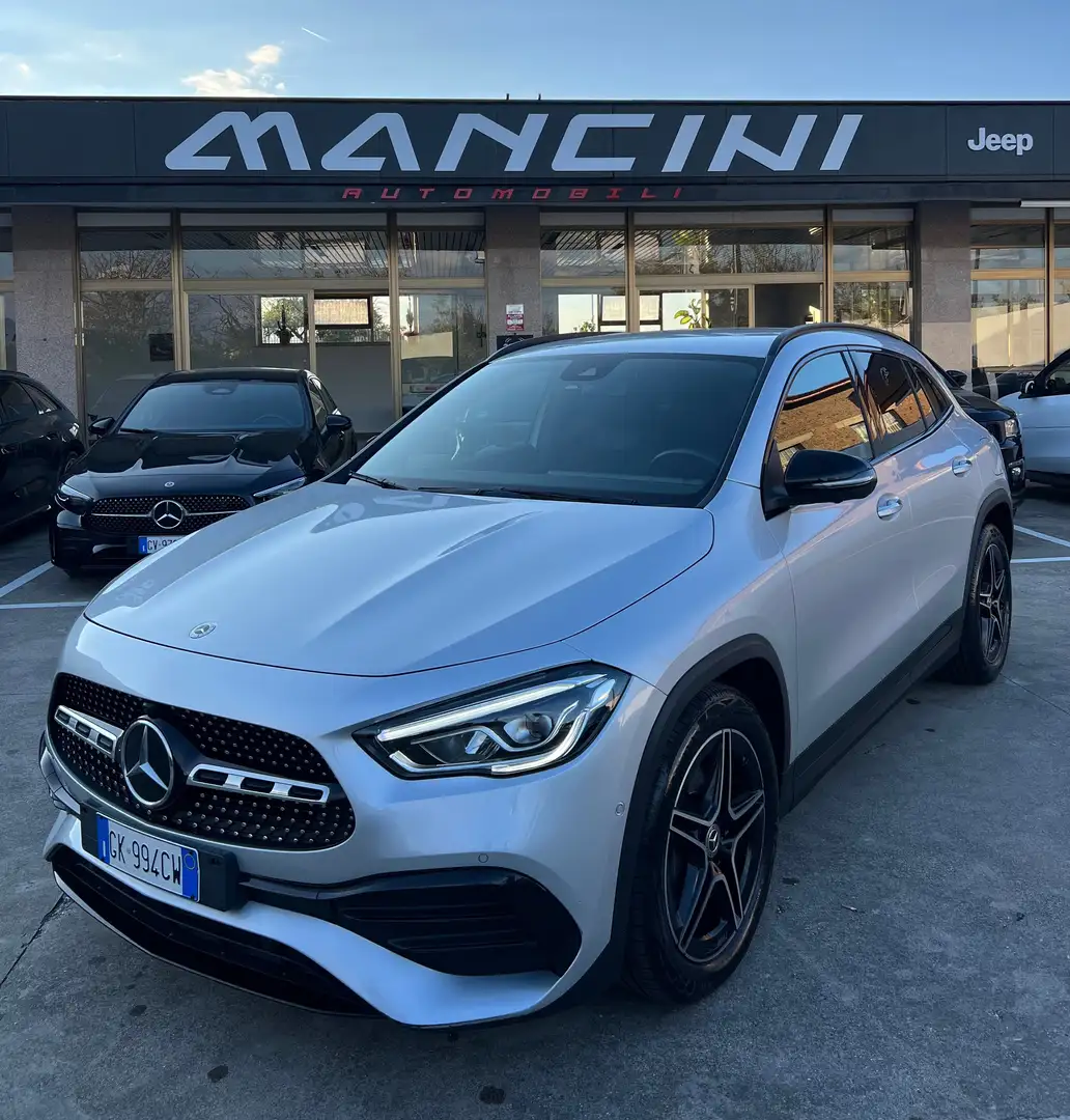 Mercedes-Benz GLA 180 GLA-H247 2020 d Premium auto Argent - 1