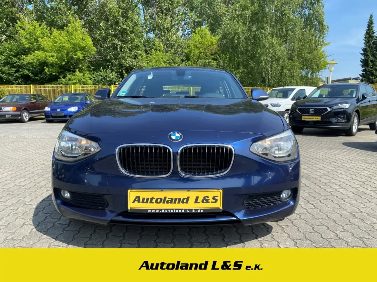 BMW 114 i, PDC, Sitzheizung, Alus, Klimaautomatik,Service Синий - 1