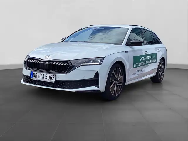 Skoda Octavia view 2
