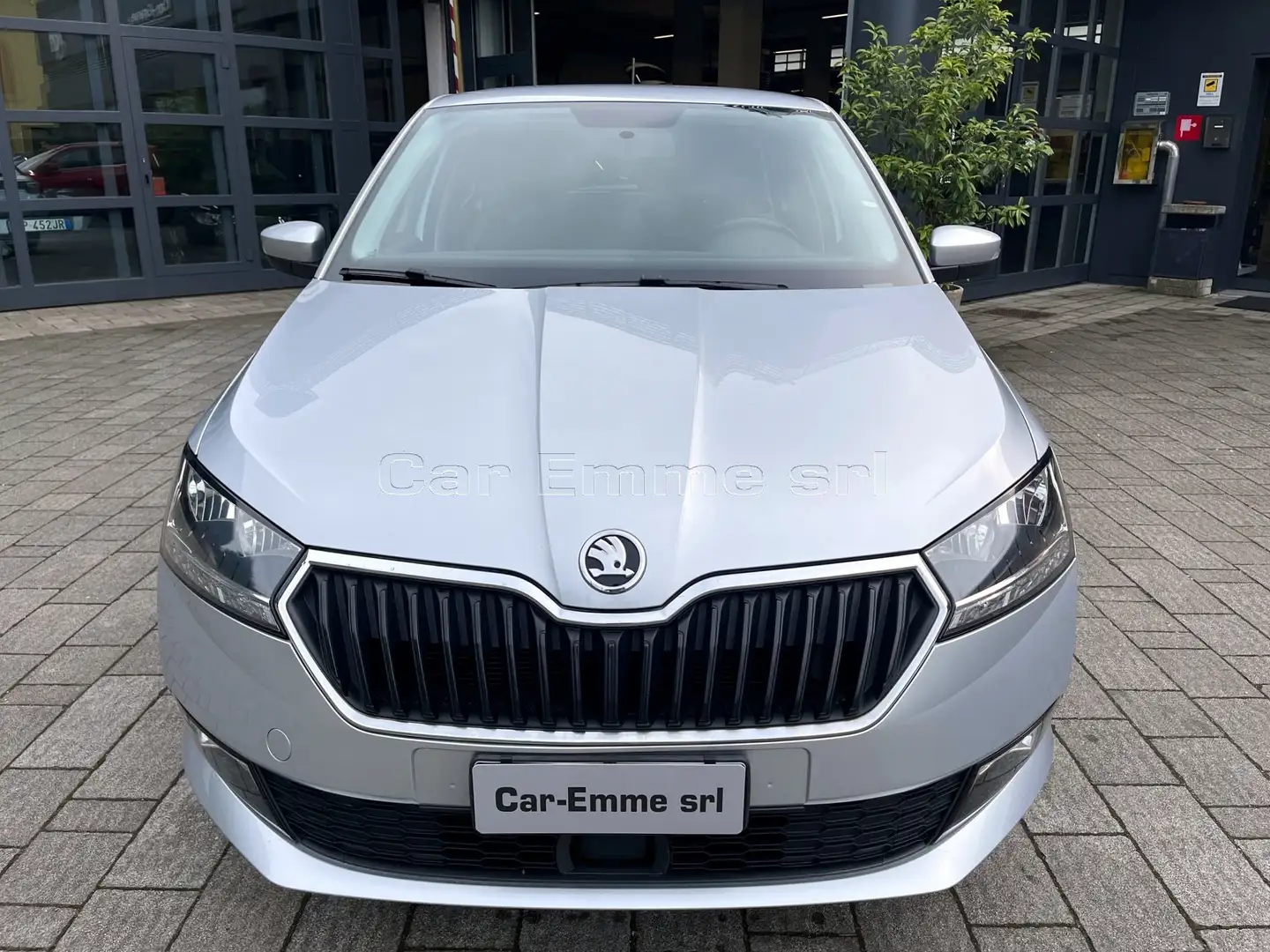 Skoda Fabia 1.0 mpi Design 75cv Argent - 2