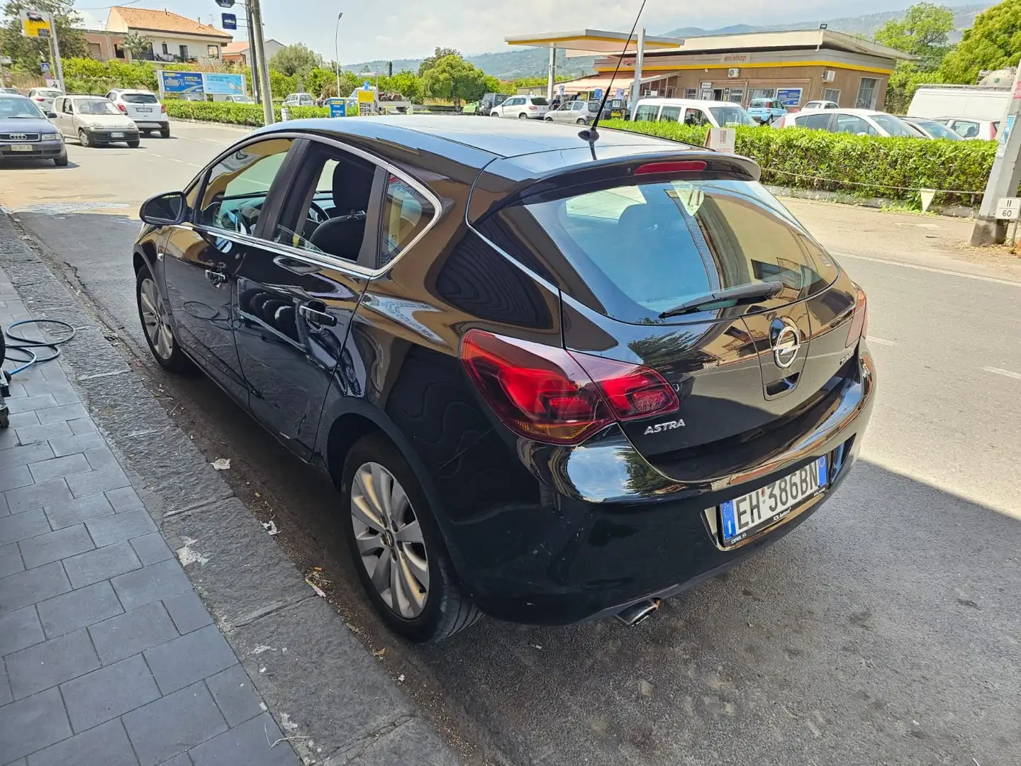Opel Astra Combo Nero - 2