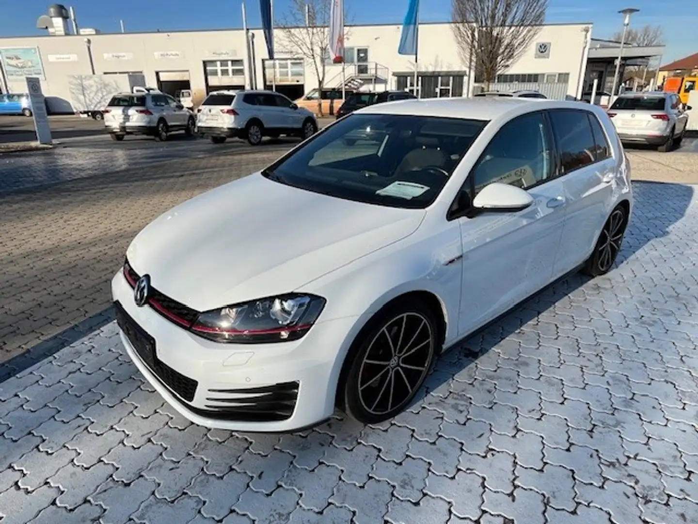 Volkswagen Golf VII GTI DSG (18 Zoll Clubsportfelgen,Xenon) Klima Bianco - 2