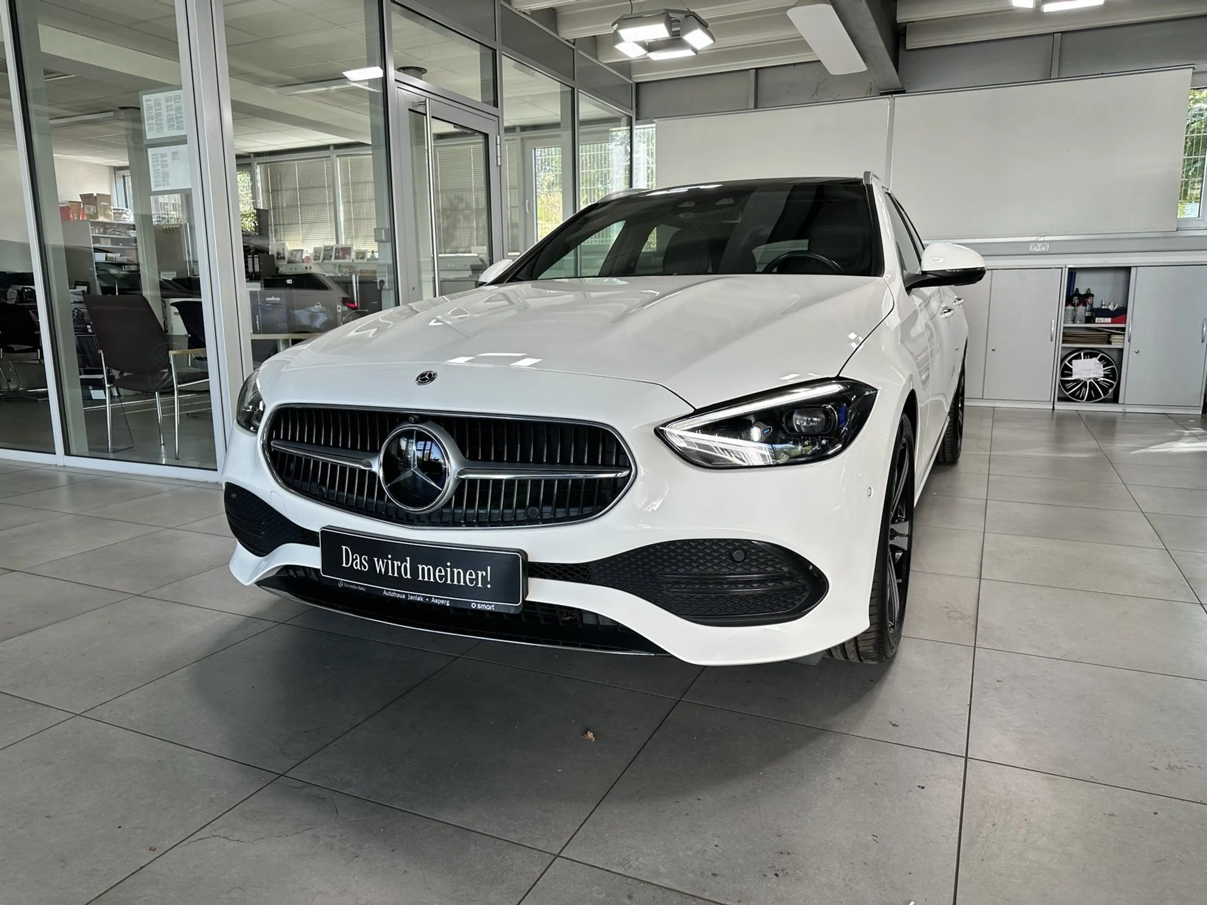 Mercedes-Benz C 220 d T Avantg. DISTRONIC DIG.LIGHT+PANO+MEMORY