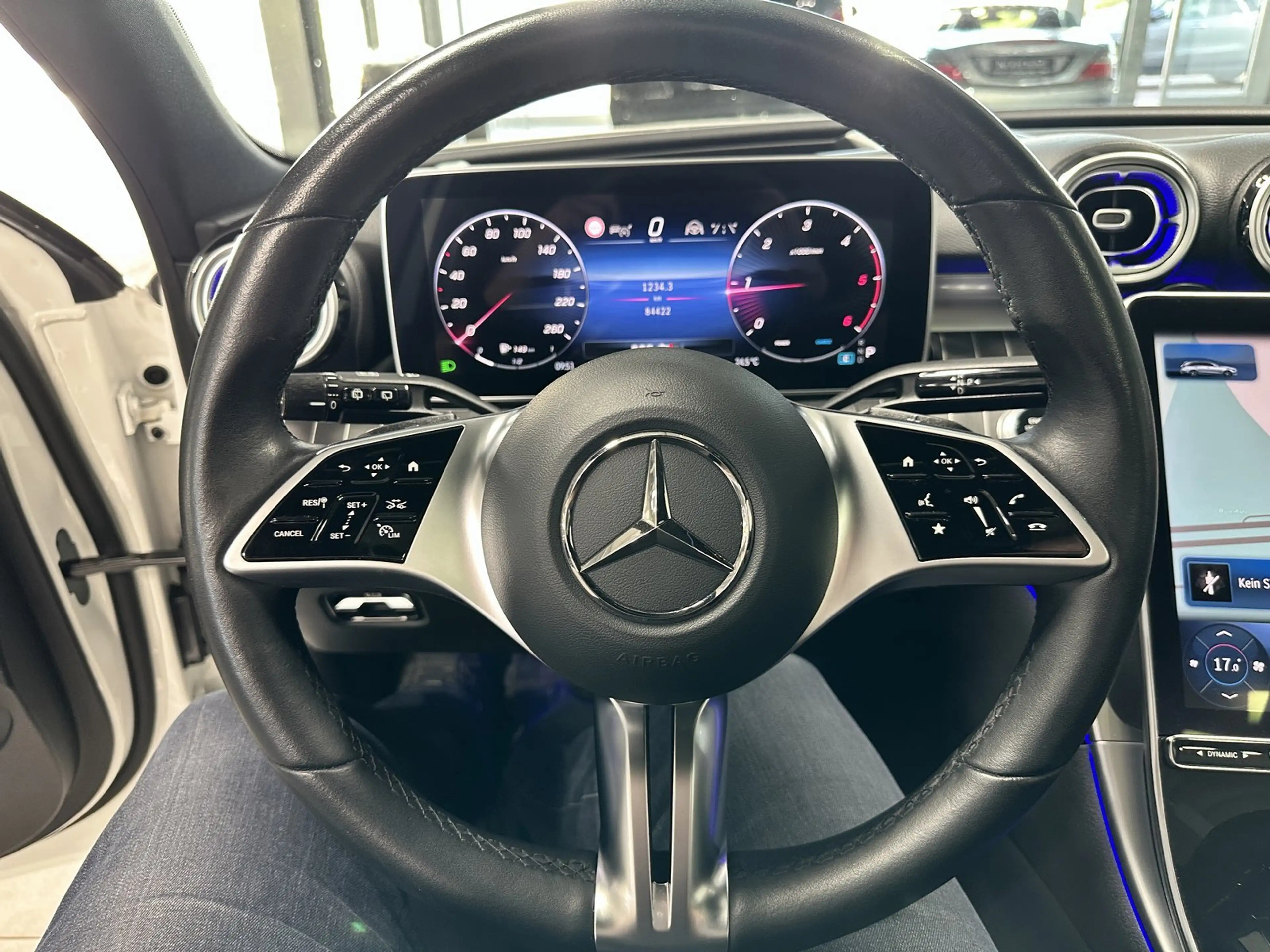 Mercedes-Benz C 220 d T Avantg. DISTRONIC DIG.LIGHT+PANO+MEMORY — photo 15
