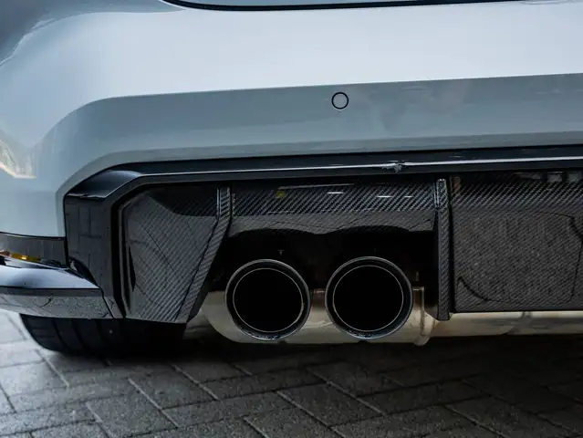 BMW M3 view 10