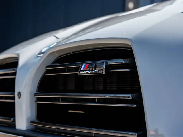 BMW M3 view 7