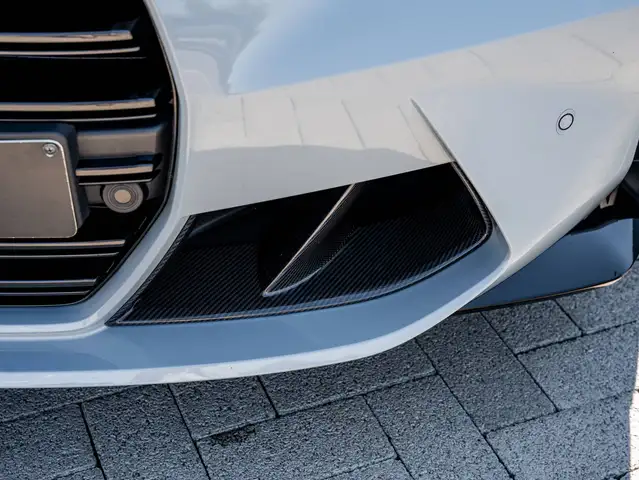 BMW M3 view 8