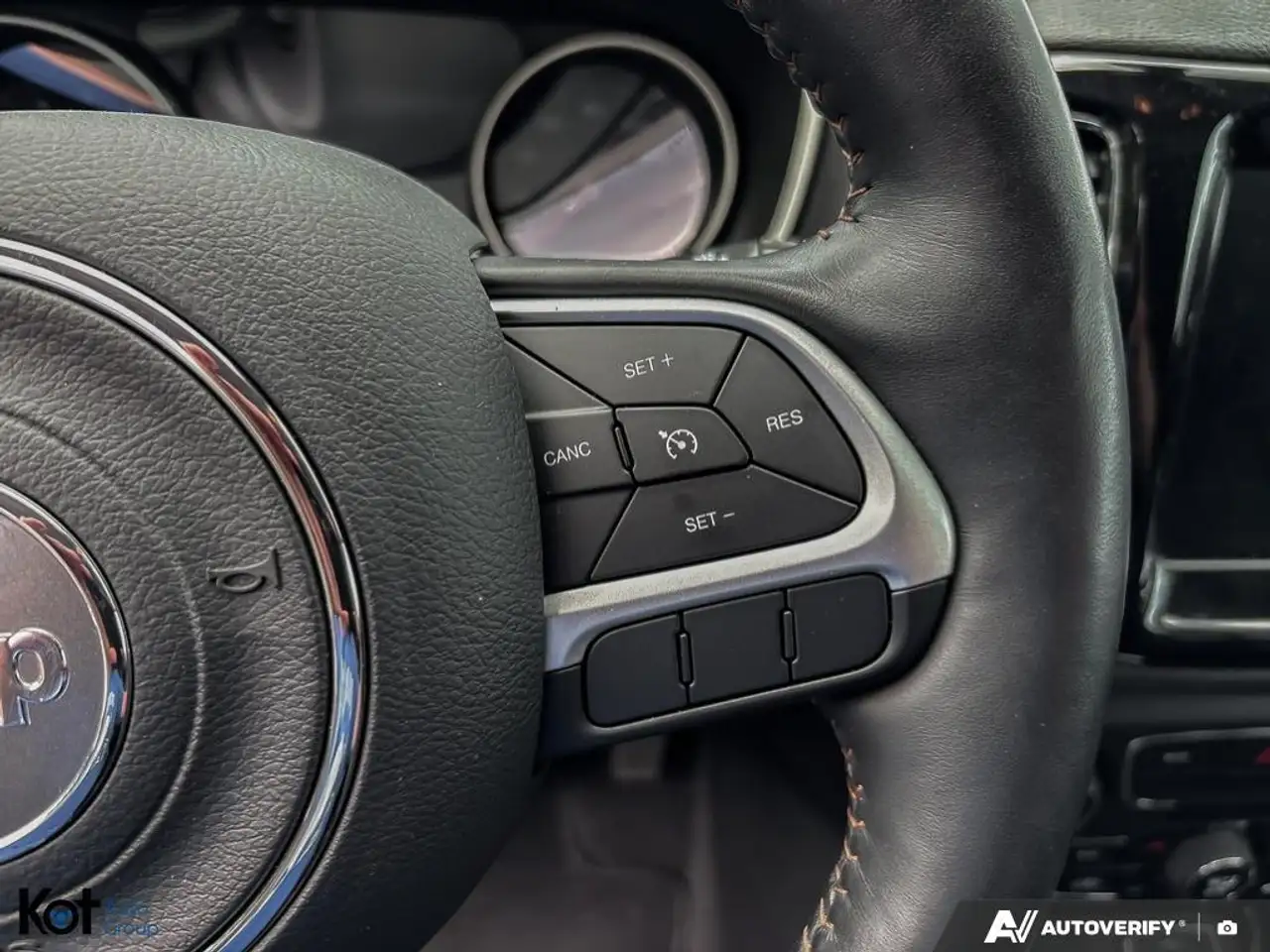 Jeep Compass photo Jeep Compass