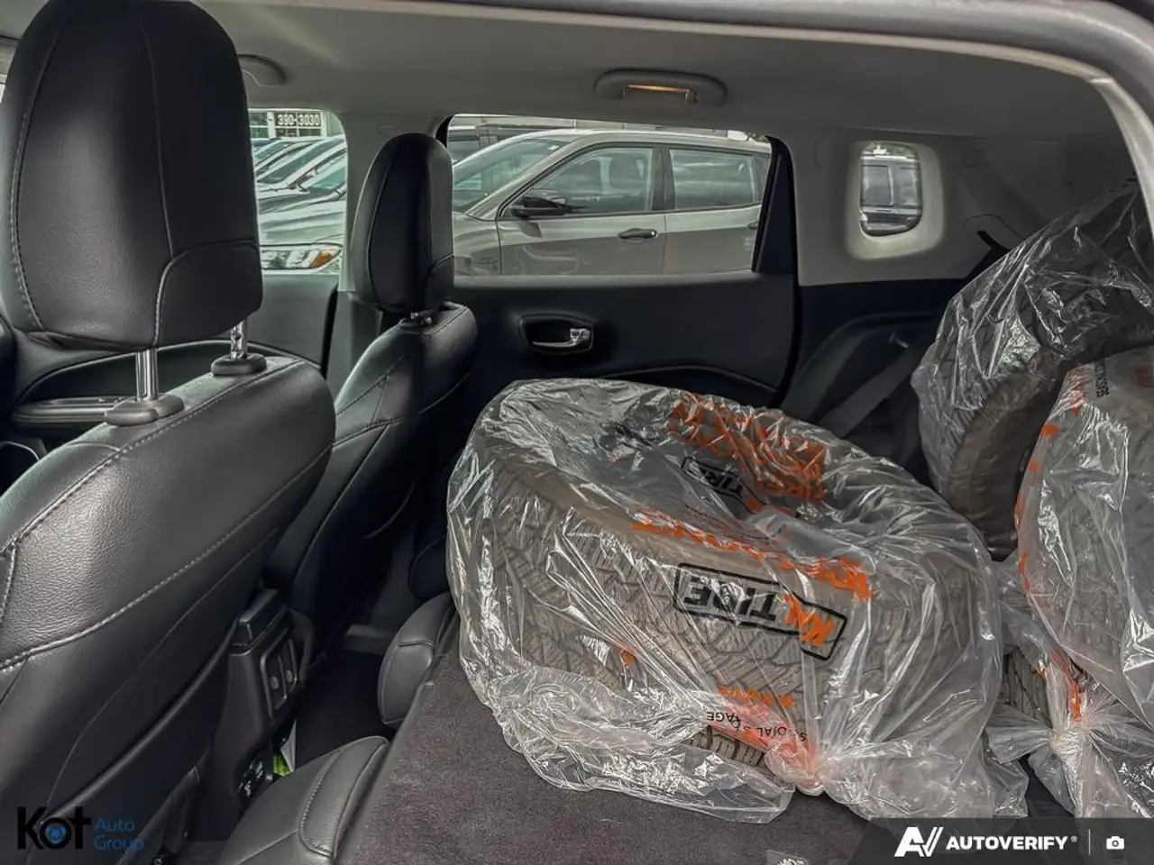 Jeep Compass photo Jeep Compass