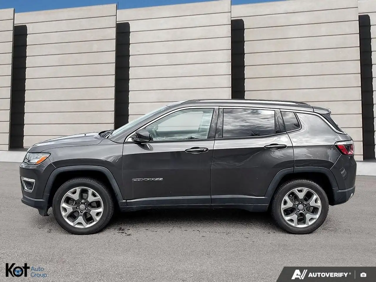 Jeep Compass photo Jeep Compass