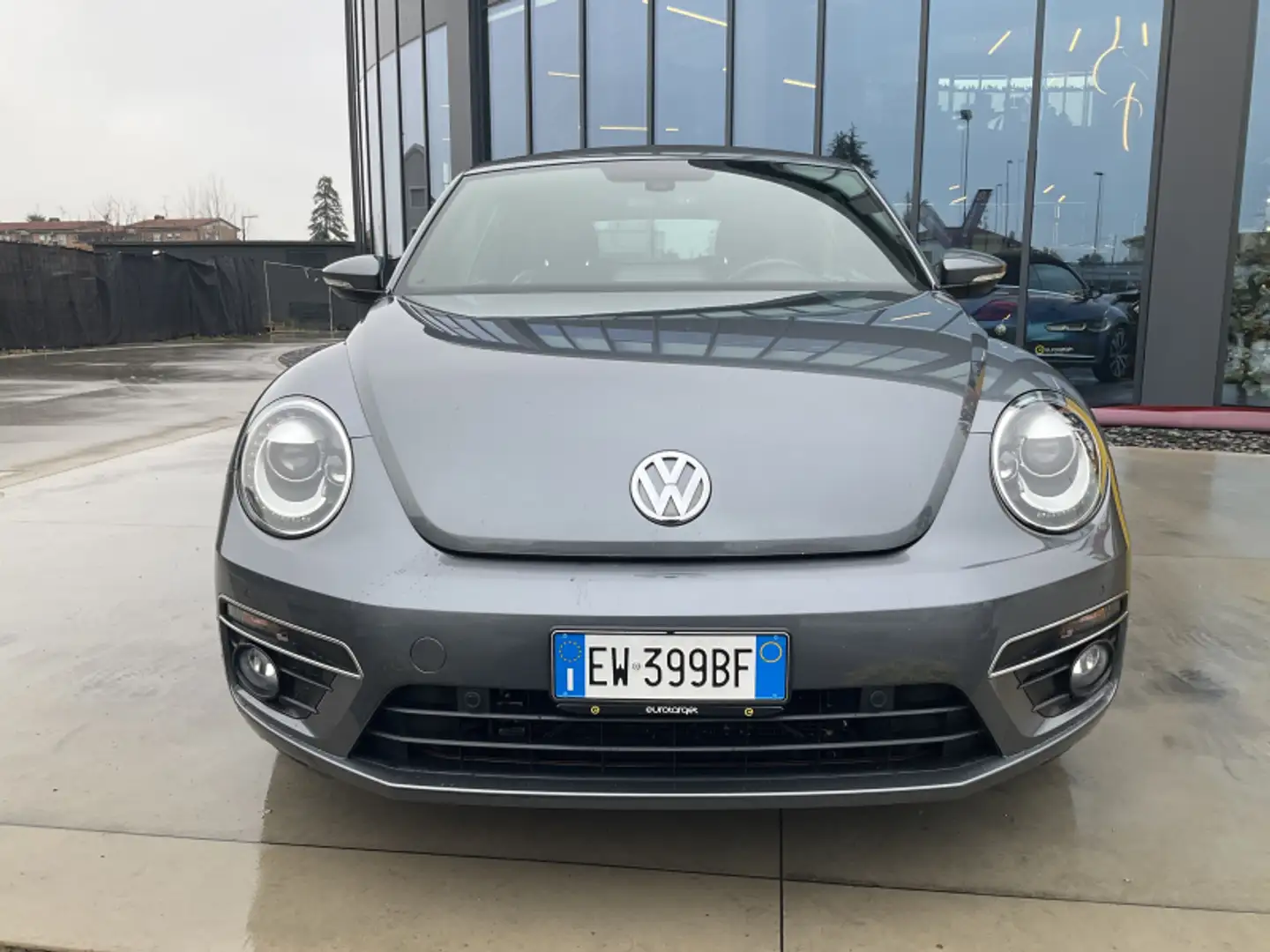 Volkswagen Maggiolino Cabrio 1.4 TSI DSG Sport Grau - 2