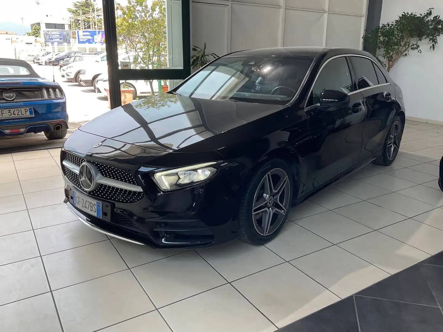 Mercedes-Benz A 180 A 180 d Premium Night edition Plus auto AMG Nero - 2