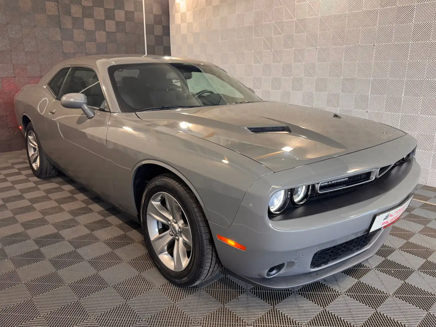 Dodge Challenger SXT*TEMPOMAT*R.KAM-APPLE-TOUCH-LED-18 Gris - 1