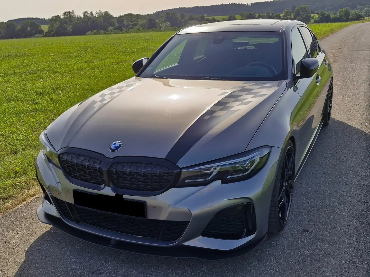 BMW 340 M340i xDrive Grau - 2
