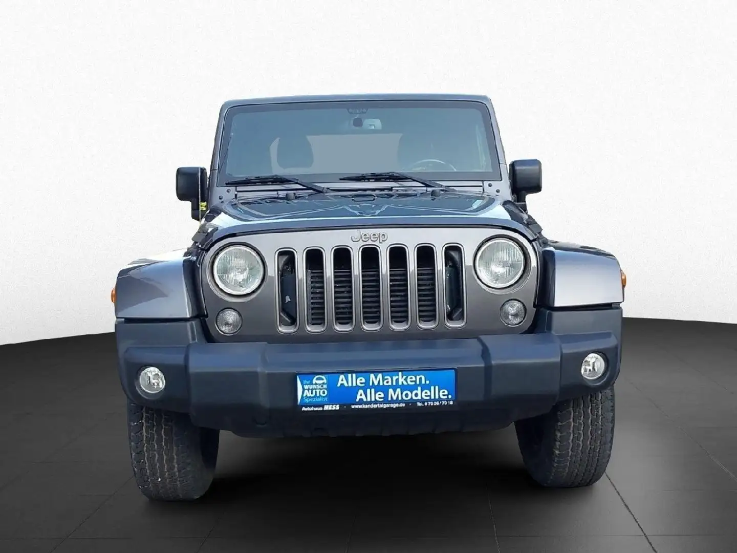Jeep Wrangler Unlimited Sport Hardtop Grau - 2