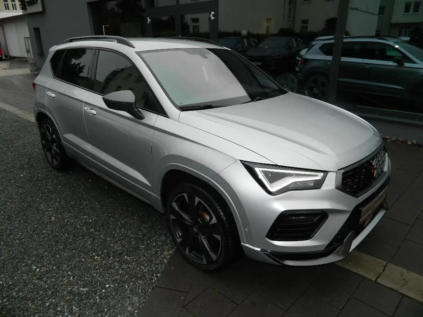 CUPRA Ateca 300 DSG 4D Sitzheiz/elHeckklappe/beheizbFrontschei Argent - 1