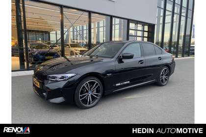 BMW 320 3-serie Sedan 320e | M-Sportpakket | Achteruitrijc