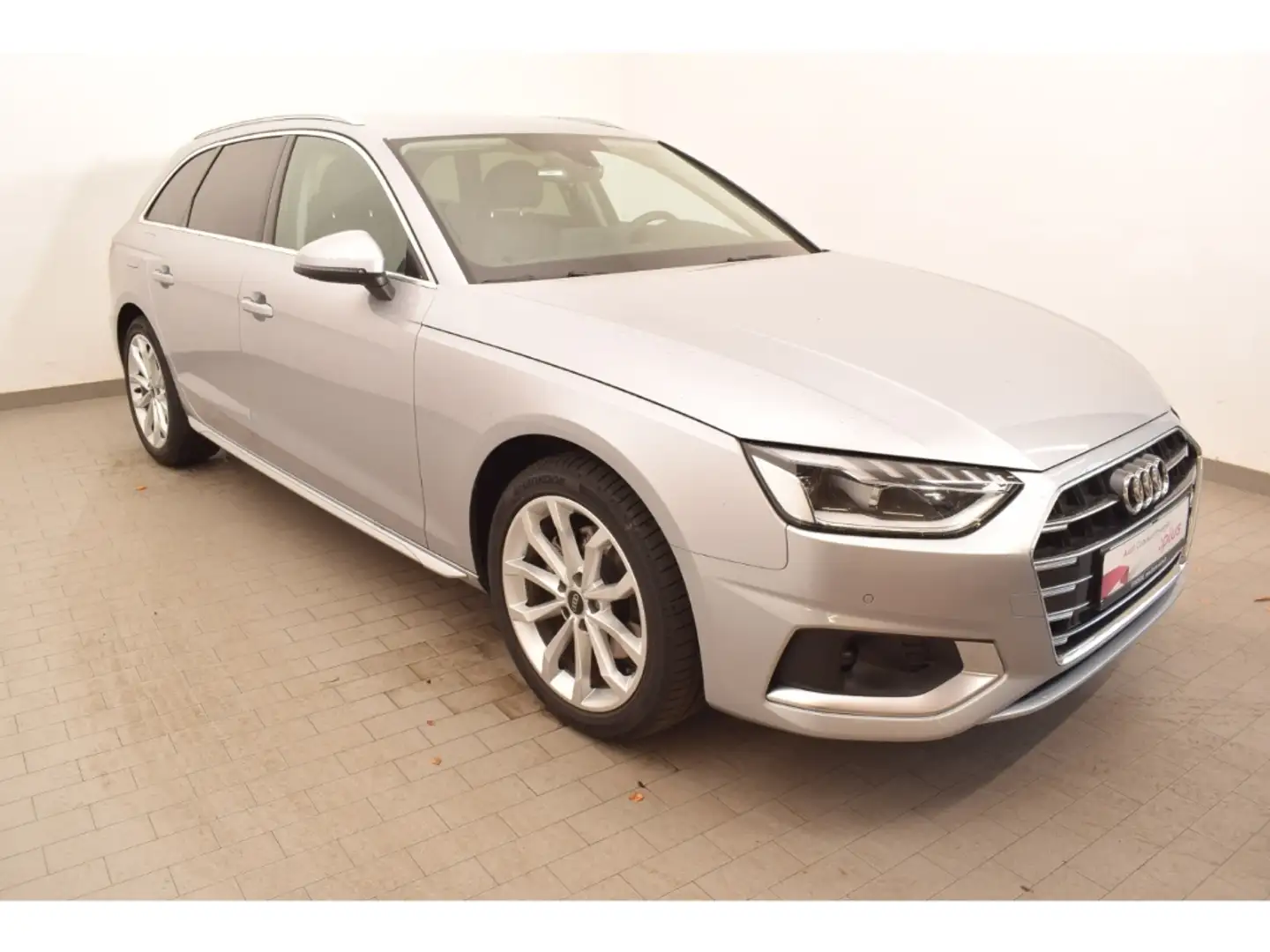 Audi A4 Avant 35TDI S tronic Advanced LED AHK Navi SHZ Silber - 2