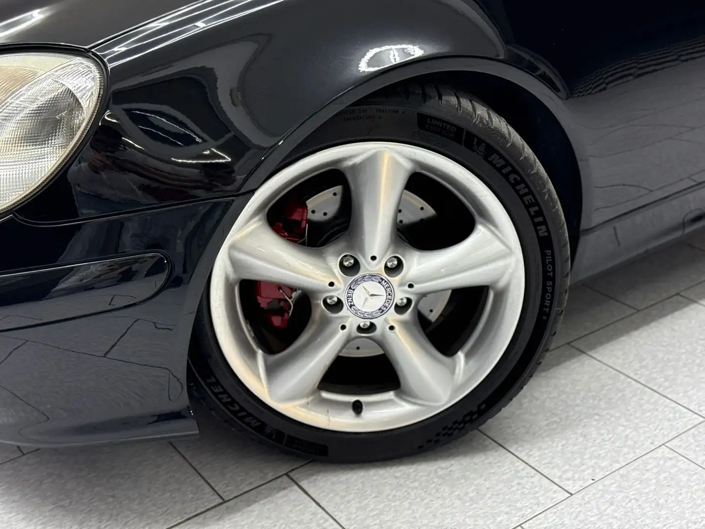 Mercedes-Benz SLK 320 SLK 32 k AMG Schwarz - 2