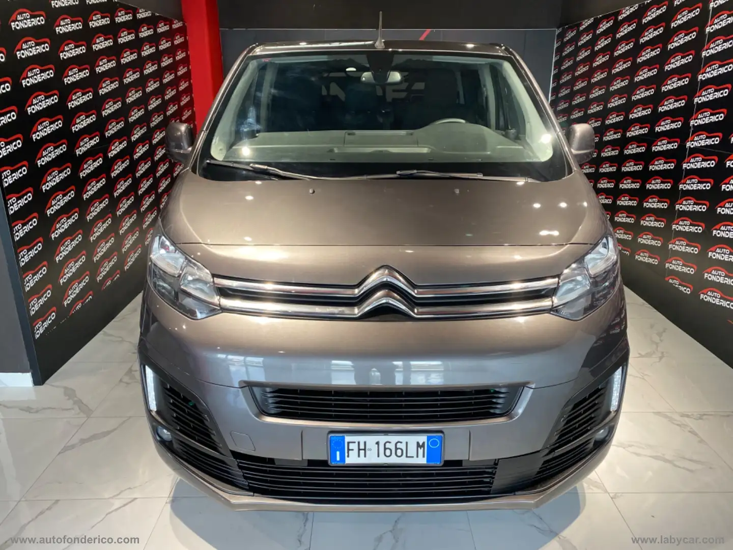 Citroen Spacetourer 2.0 DIESEL 2017 Gris - 1
