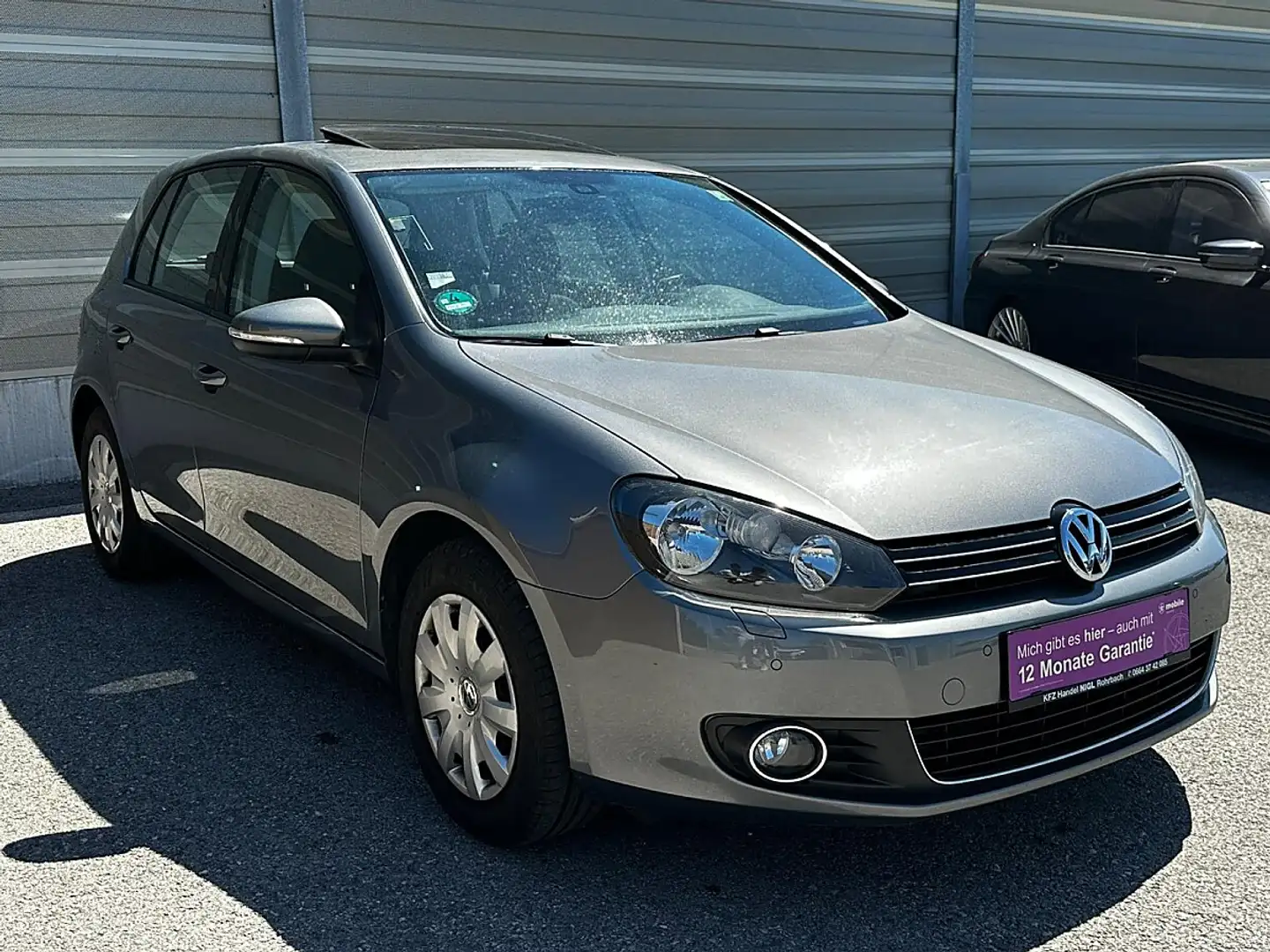 Volkswagen Golf Highline 1,6 TDI DPF Grau - 1