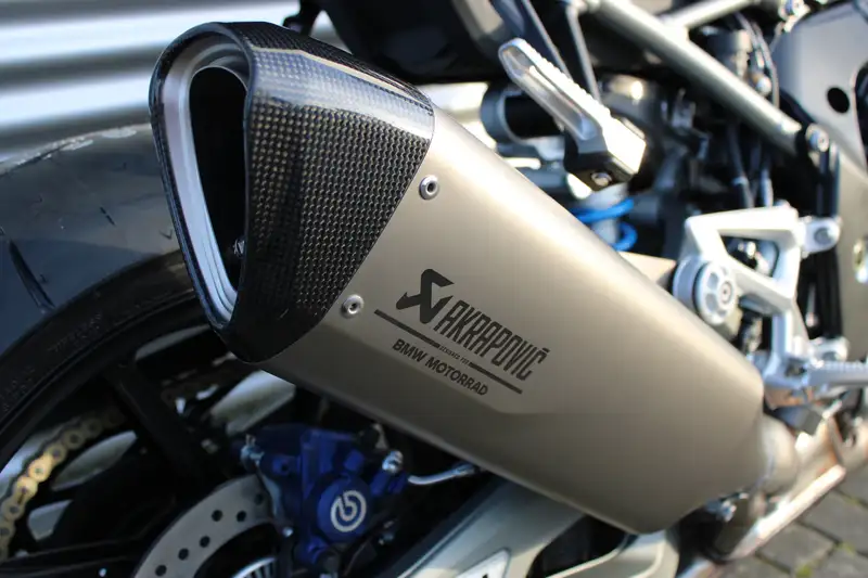 BMW M 1000 R - foto 2