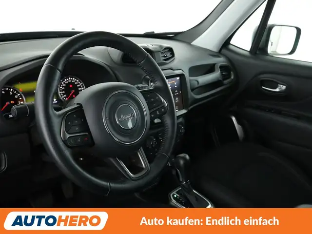 Jeep Renegade view 11