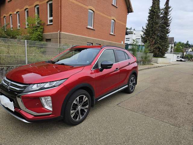 Imagine Mitsubishi Eclipse Cross 1.5 T-MIVEC ClearTec CVT 2WD Diamant Edition
