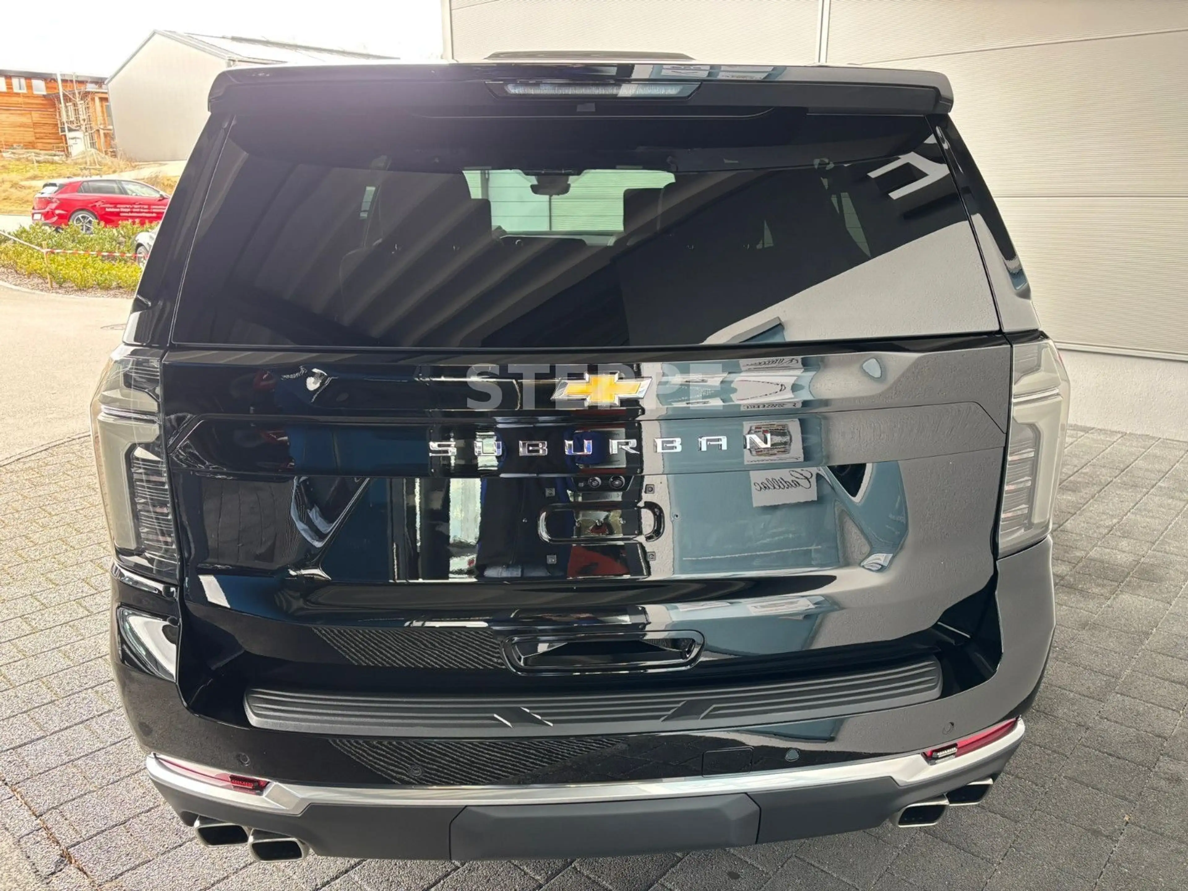 Chevrolet Suburban MY26 Suburban 6,2 High Country AHK 24" Luftfed. — photo 5