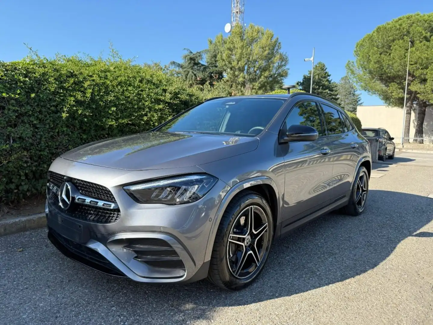 Mercedes-Benz GLA 200 d Automatic AMG Line Premium NIGHT - NAVI - 19 Grigio - 1