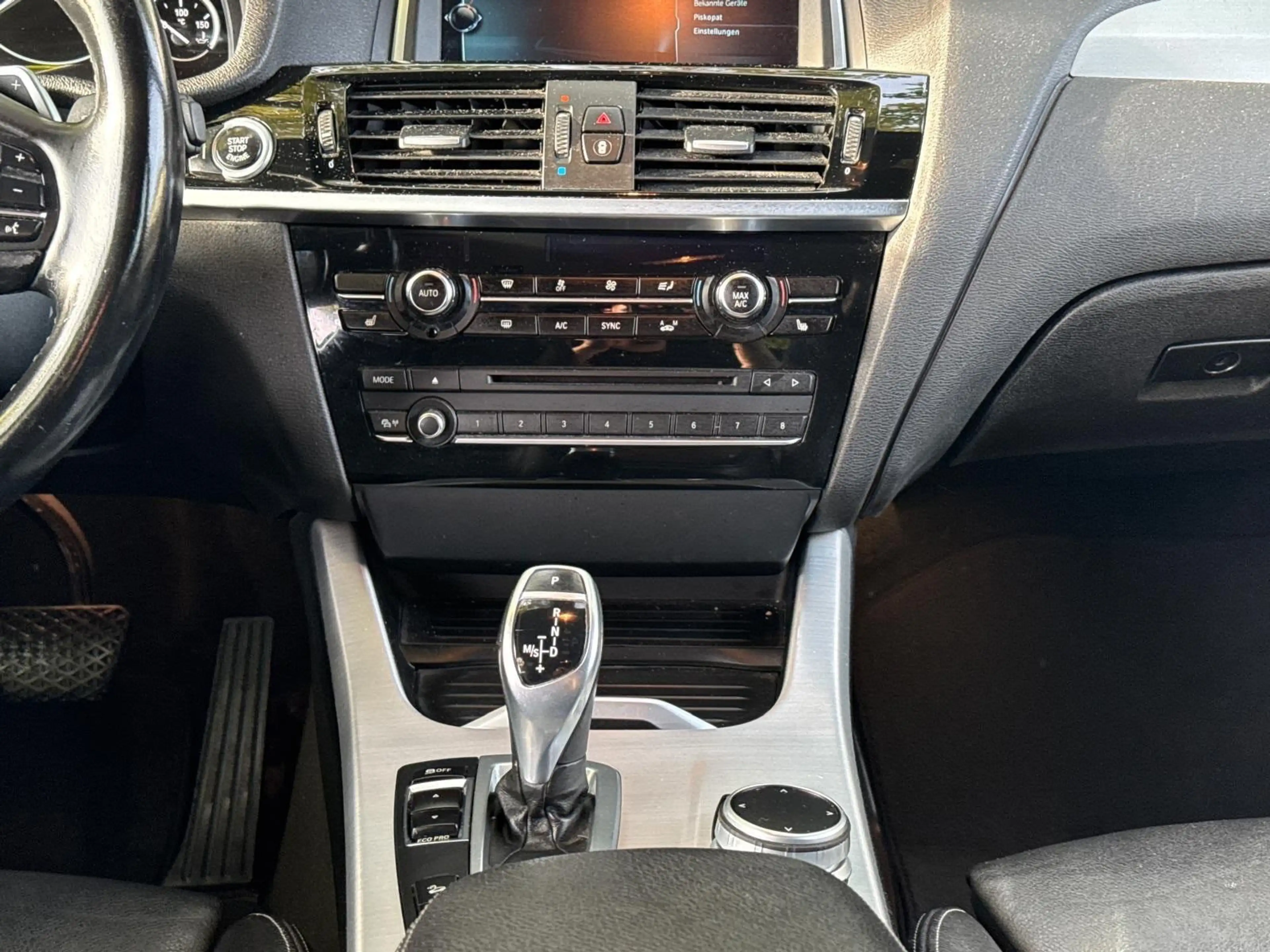 BMW X4 xDrive 35 d M SPORTPAKET — photo 10