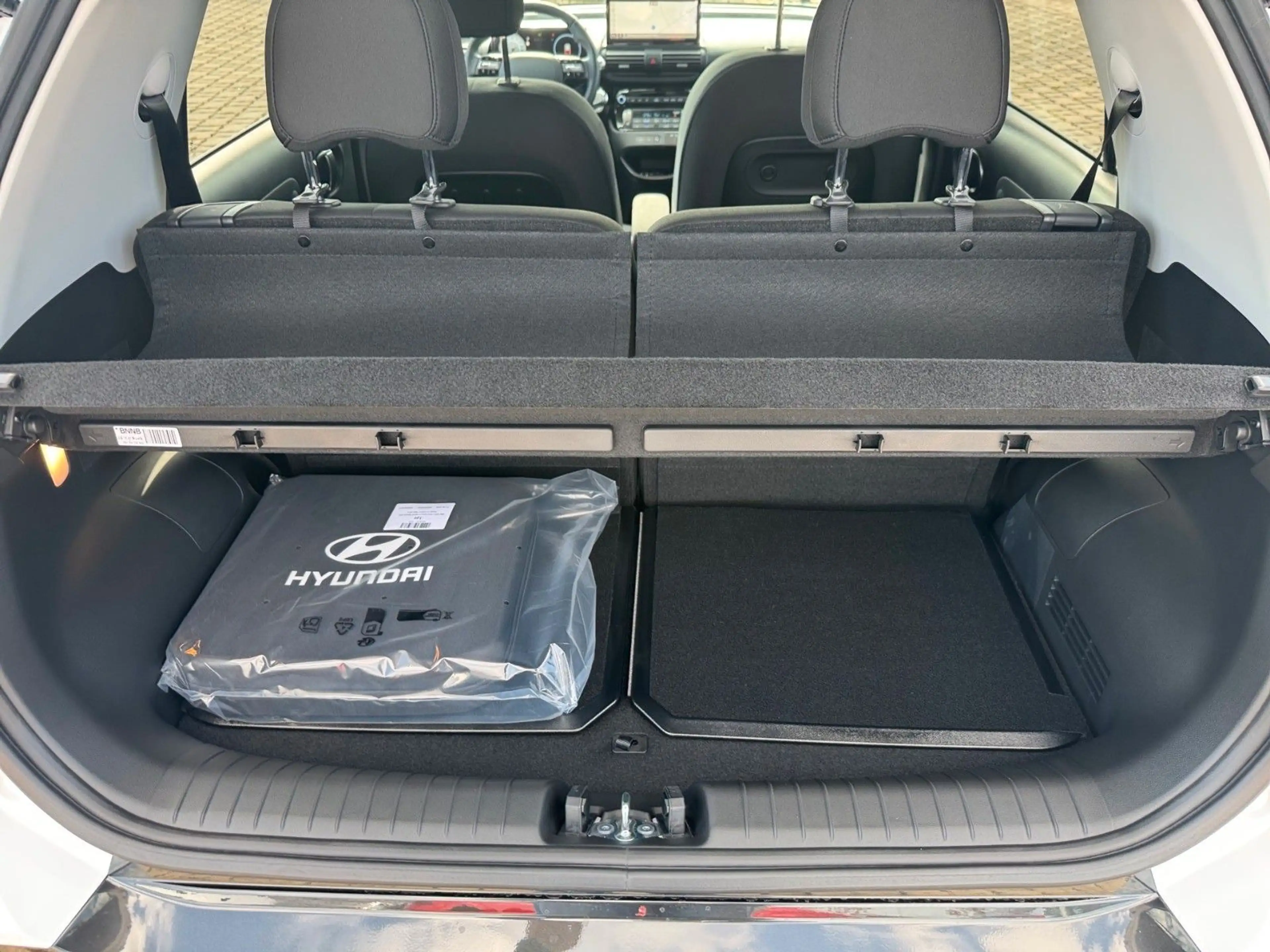 Hyundai Inster Elektro Trend 85 KLA DAB SZH — photo 13