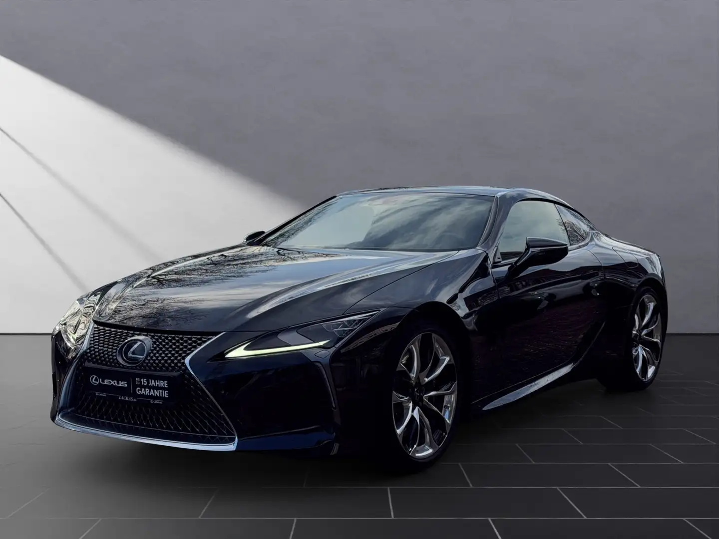 Lexus LC 500 Performance 5.0 V8 SAUGER CARBON+21"+ACC Schwarz - 1