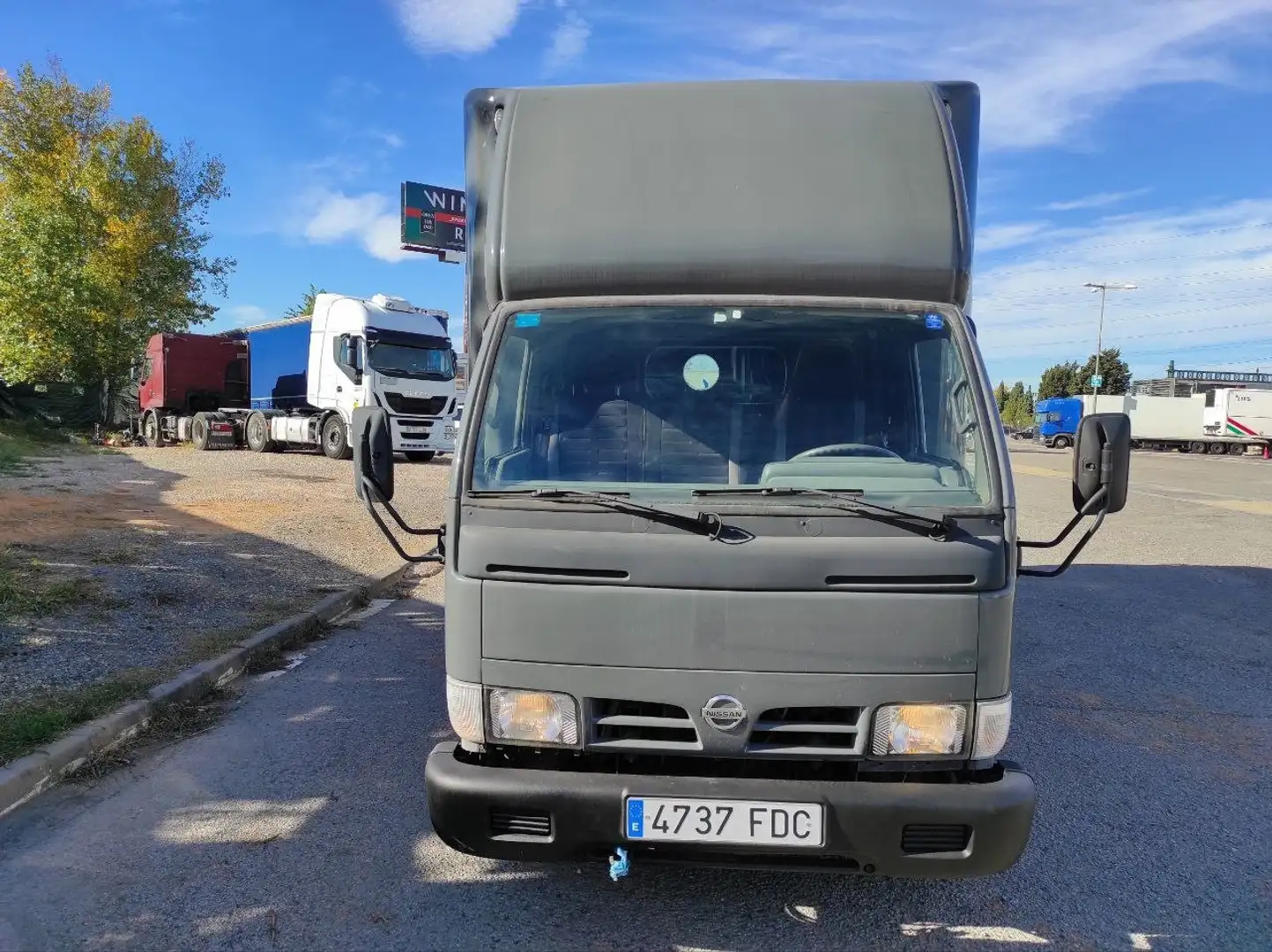 Nissan Cabstar 35.13 L3 - 1
