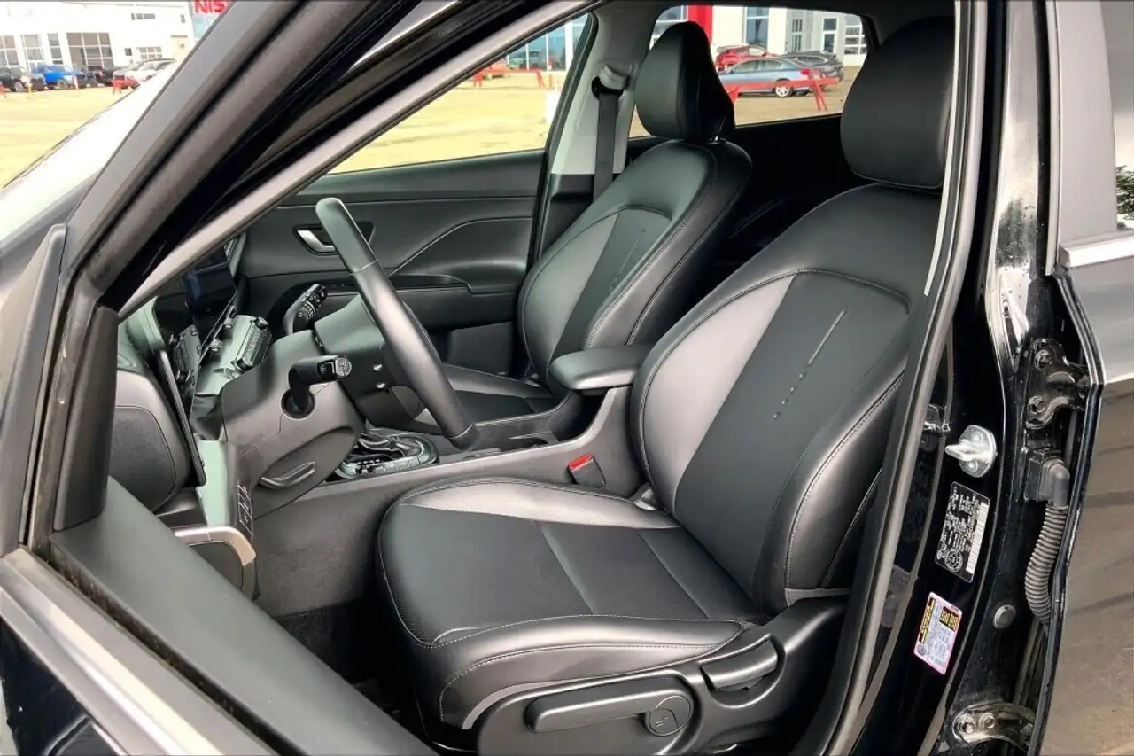 Hyundai KONA снимка Hyundai KONA