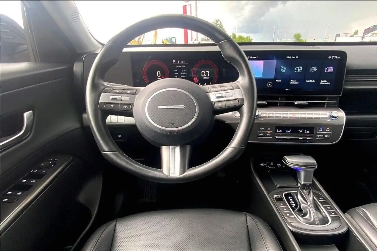 Hyundai KONA снимка Hyundai KONA