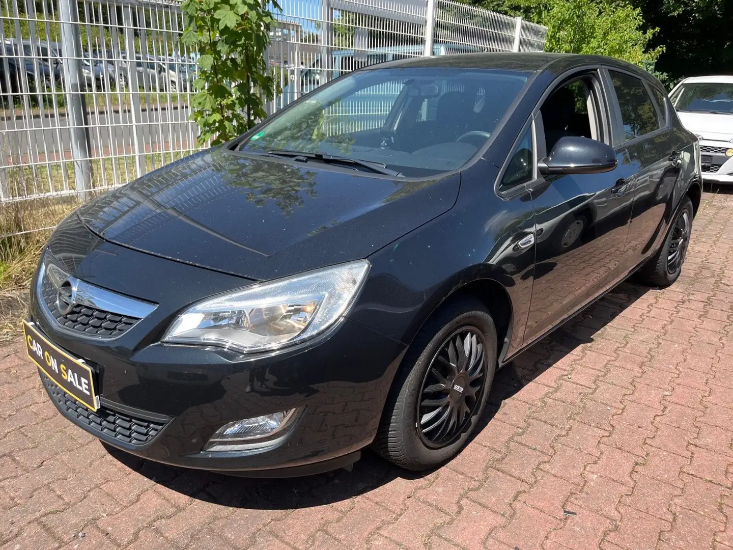 Opel Astra J . 5-trg. Design Edition 1,4 SERVICE NEU Nero - 1